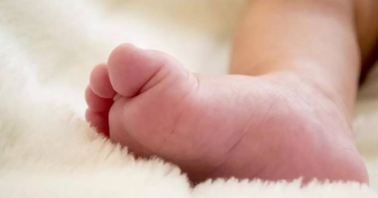 Елорда тұрғыны екі айлық қызын ұрып, бас сүйегін сындырды