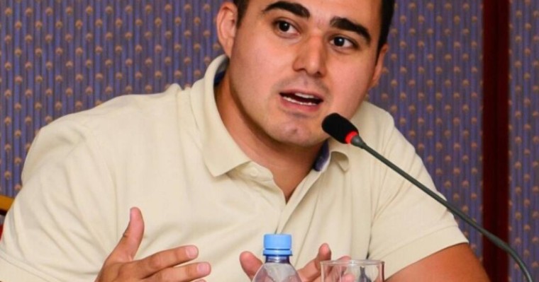 Журналист Козачковқа қатысты істі жіті бақылап отырмыз - Асқар Омаров