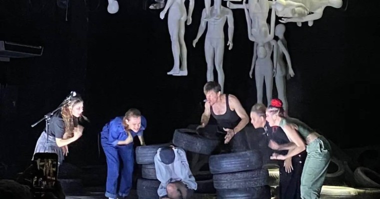 «Бір үйдің қос ұлы тойға ақша жинаймын деп закладчик болған» - депутат