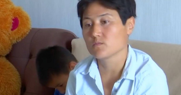 "22 жыл күң секілді пайдаланды": Қарағандылық әйел құлдыққа қалай түскенін айтып берді