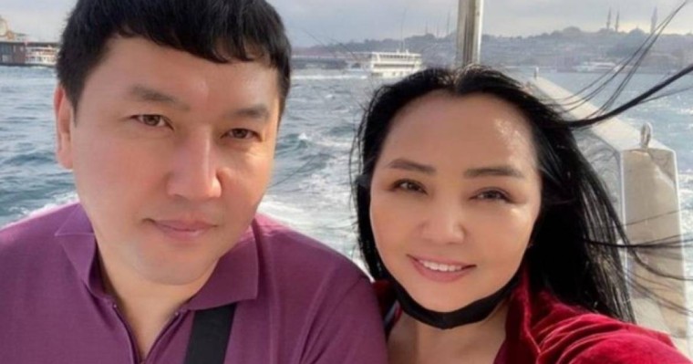 Алтынай Жорабаева аяғы ауыр екенін айтып, көпшіліктен сүйінші сұрады