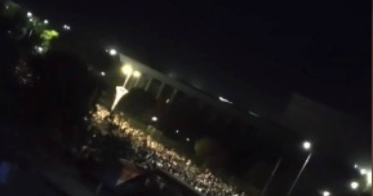 Қарақалпақстанда наразылар орталық алаңды бастарына көтеріп жатыр