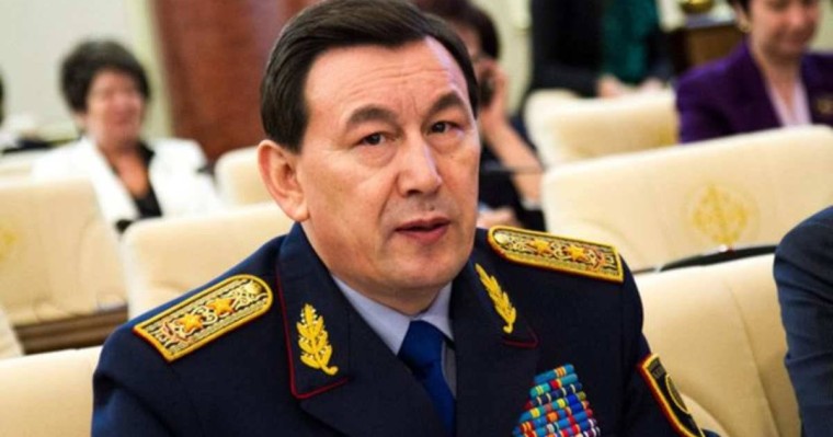 Тоқаевтың телефонын тыңдады:  Қалмұханбет Қасымов қызметінен кетті