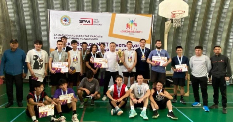 Базар жастары жүлделі болды