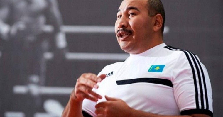 "Қазақстандық боксты өзгерту керек": Ермахан Ибраимов Токиодағы Олимпиадада жеңілген боксшылардың ойынына баға берді