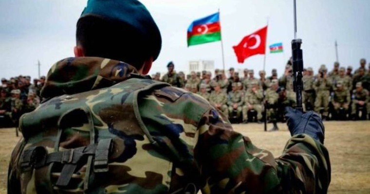 Түркия мен Әзірбайжанның «түрік армиясы» Ресейге қарсы бағытталады - Сатановский