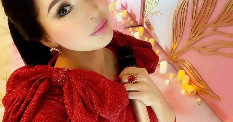 Біздің бала-шағамыз жоқ па? Қарақат Әбілдина 42 500 теңге алғаны үшін әншілерді айыптағандарға жауап берді