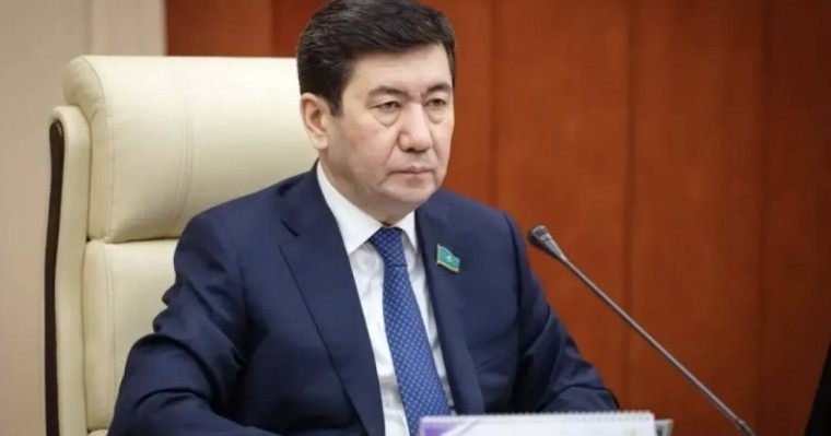 “Ерлік жасағандай” - Қошанов Министрді сынап тастады