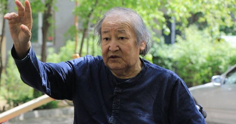 Белгілі режиссер Болат Атабаев өмірден озды