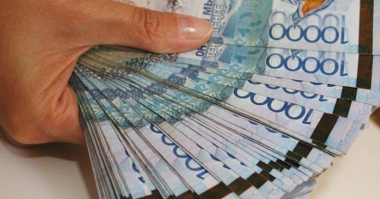 Желіні шулатқан ақпарат: Қазақстандықтарға апта сайын 200 мың теңге төлене ме?