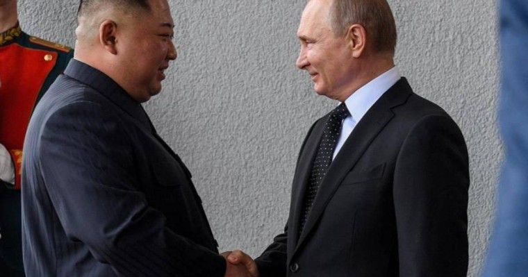 Ким Чен Ын оқ өтпейтін пойызымен Ресейге келді 