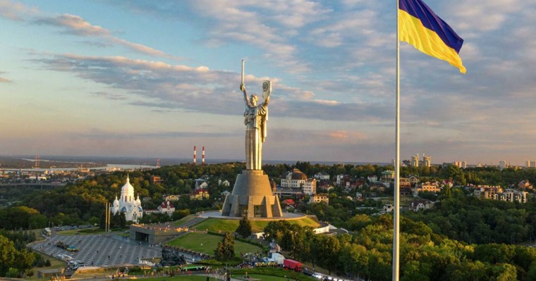 Украиндықтардың көпшілігі өздерінің орыстармен бір халық екеніне сенбейді