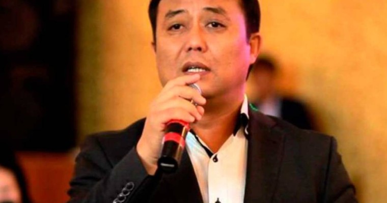 "Құдай бізге үш рет ескерту жасады": Саят Медеуов ауыр жол апатынан кейін алғаш рет сұхбат берді