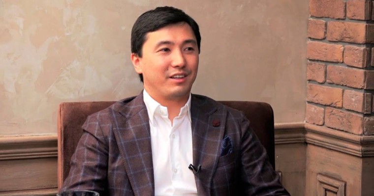 "Көбі шыдамай, жасамаған қылмыстарын жасадым деп мойындауға мәжбүр болады": Қайрат Құдайберген тергеу изоляторындағы сұмдық жайттардың бетін ашты