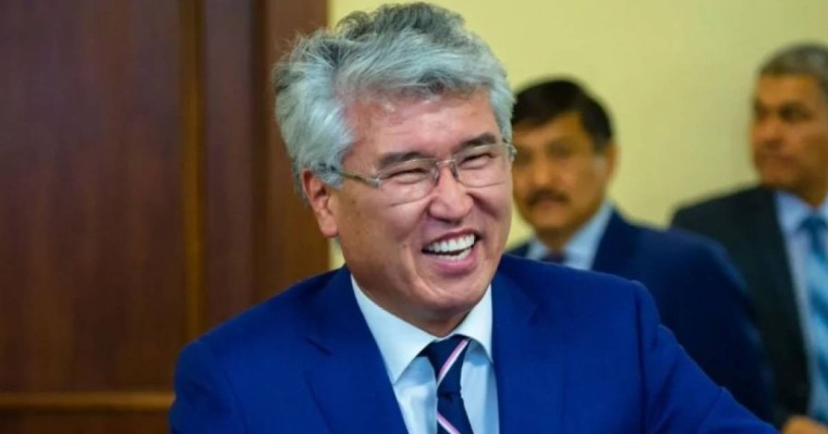 Тарихшы: "Арыстанбек Мұхамедиұлымен достасқан адамдар қайда қалды?"