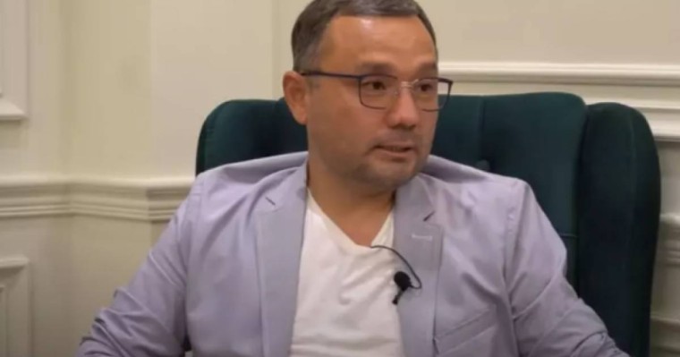 Қайтыс болған досының жарын екінші әйел етіп алған қазақ миллиардері жан сырын ақтарды