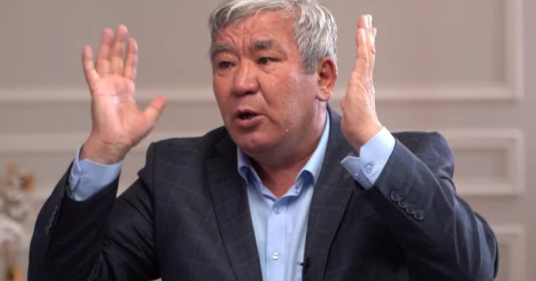 Ешқандай қыздың іш-киімін шешкен емеспін – Қалдыбек Құрманәлі