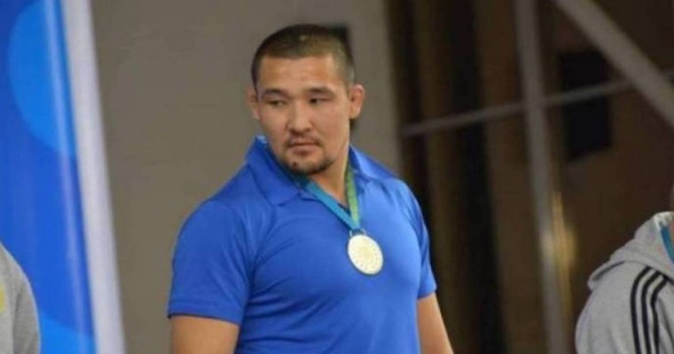 Қазақстандық балуан сегіз жылдан кейін Лондондағы Олимпиаданың жүлдегері атанды