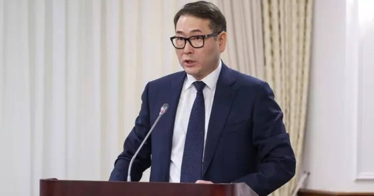 “Менің балаларым ұйқыдан қиындықсыз тұрады” - Сауда Министрі уақыт белдеуі туралы