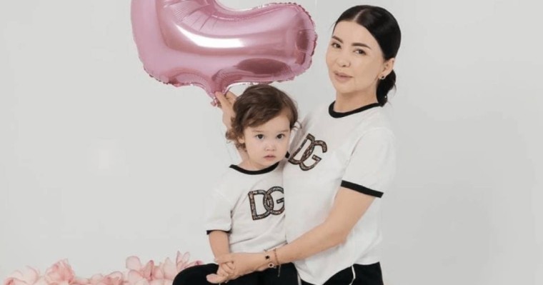 "Аққамбарға ергенім": Тамара Асардың қызы Ажар 2 жасқа толды