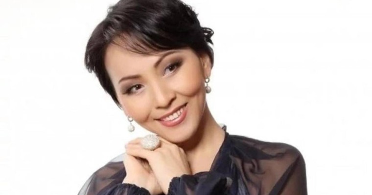 Дулат Исабековтың құшағында жатқан Айгүл Иманбаева сөзге қалды (фото)