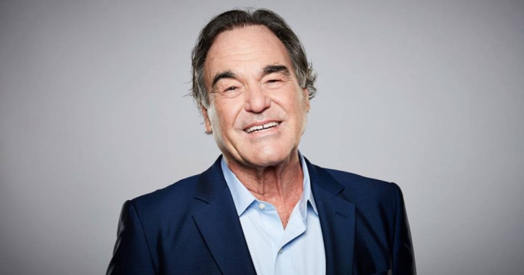 Назарбав туралы фильм түсірген Оливер Стоун кім?