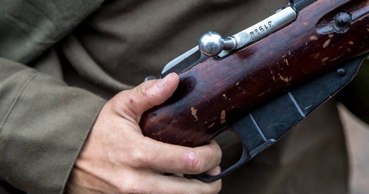 БҚО-да кішкентай бала байқаусызда өзін атып, қайтыс болды