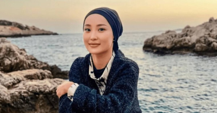 "Жолда абай болайық": Мөлдір Әуелбекова жол апатына ұшырағанын айтты (фото)