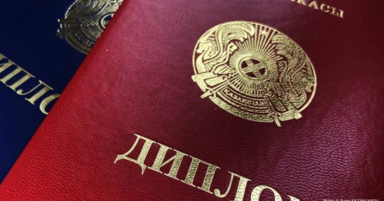 “Семей орманында“ жалған дипломмен жұмыс істегендер ұсталды