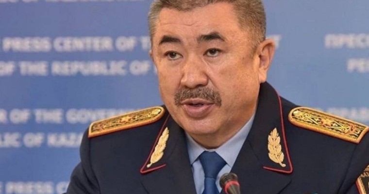 Қазақстанның бас сақшысы тағы қорқытып жатыр (ВИДЕО)