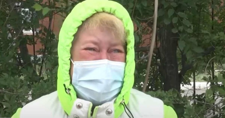 "Ауру жұқтырасыз!": Қарағандыда сырқат әйелді емханадан қуып шыққан