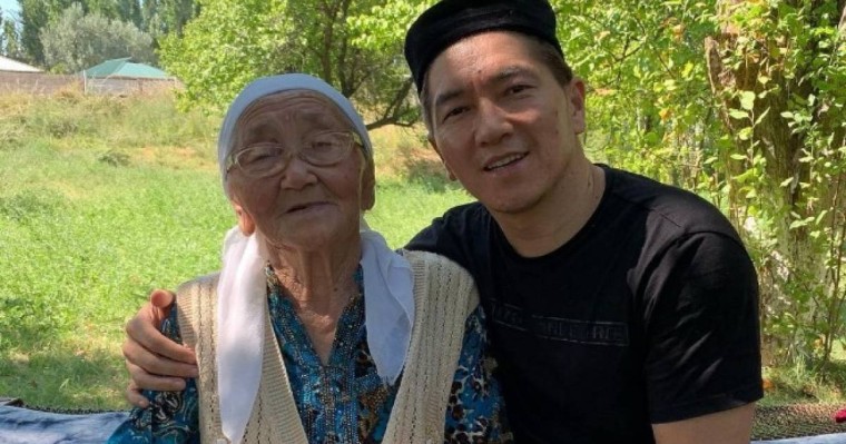 Әжем 21 құрсақ көтерген, бірақ бір баласы туғанда одан үлкені шетіней берген - Сәкен Майғазиев