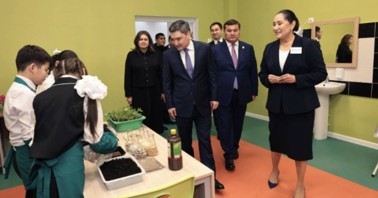 Олжас Бектенов Қызылорда облысында Президенттің жұмыспен қамту және әлеуметтік инфрақұрылымды дамыту жөніндегі тапсырмаларының орындалу барысын тексерді