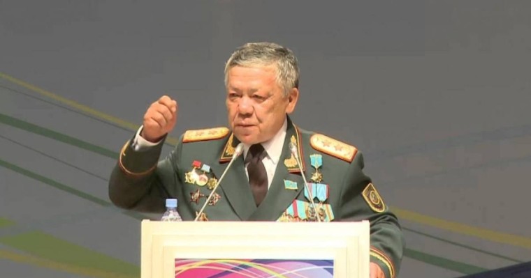 Бақытжан Ертаев: Кеңес кезінде әскердегі «дедовщина» қазіргідей болған емес
