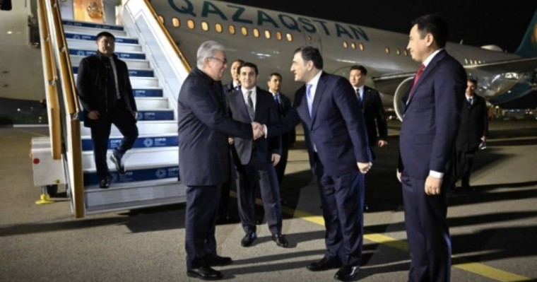 Қасым-Жомарт Тоқаев Бакуге жұмыс сапарымен келді