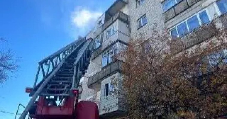 Талғарда көпқабатты үйден өрт шығып, 18 адам эвакуацияланды