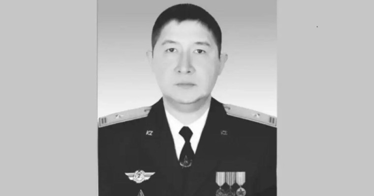 Артында жұбайы мен екі баласы қалды: Ақтөбе облысындағы тікұшақ апатынан қаза тапқан адамның кім екені белгілі болды