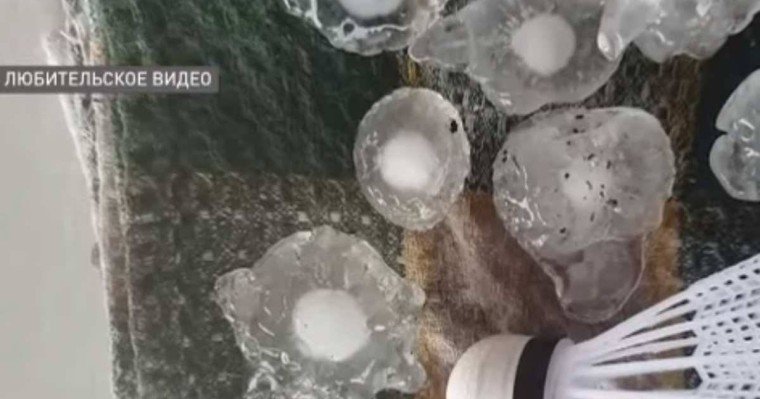 "Аспаннан коронавирус жауды": ШҚО-да жауған бұршақ тұрғындарды таңғалдырды