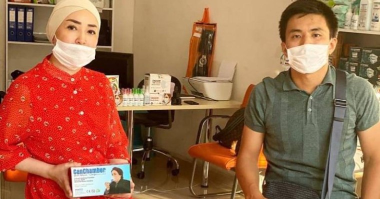 Қырғызстан 1 күнде 800 аппарат алады: Айтыскер Айнұр Тұрсынбаева халыққа 20 КВИ аппаратын алып берді