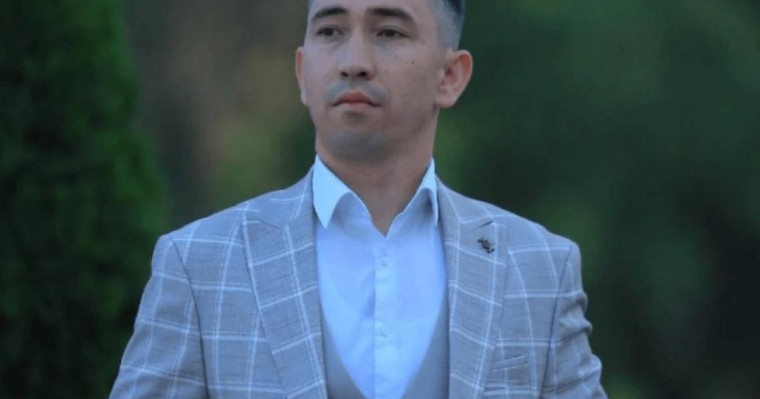 Көпшілік Димаш Құдайбергенге ұқсатқан әскери қызметкер: "Мен оның ширегіне де татымаймын"