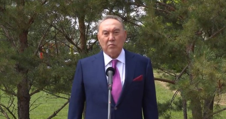 Біз одан күштіміз деп санасаңдар, барлығын жеңеміз: Назарбаев коронавирусқа байланысты қазақстандықтарға үндеу жасады (ВИДЕО)