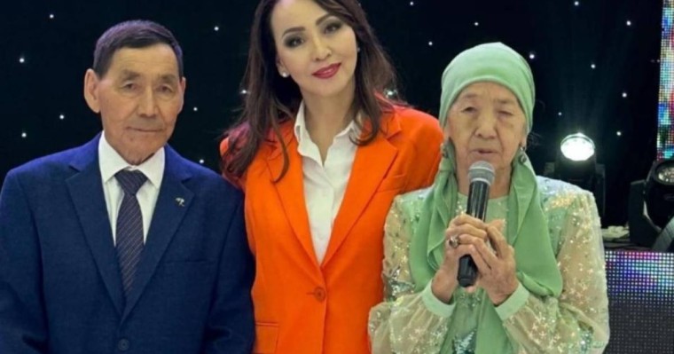 "Соңғы сапарға шығарып сала алмадым" - Айгүл Иманбаева әкесіне жан тебірентерлік жазба арнады