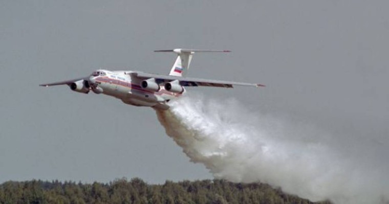 "Ұшақпен белгісіз зат шашады": министр желіде тараған ақпаратқа жауап берді 