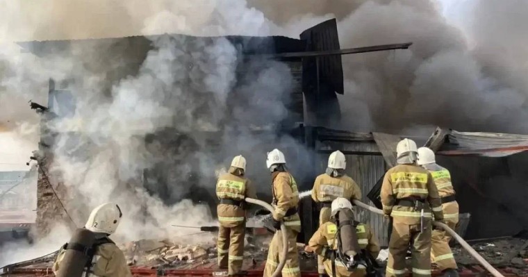 Үкімет өртке қарсы киім сатып алуға 918 млн теңге бөледі