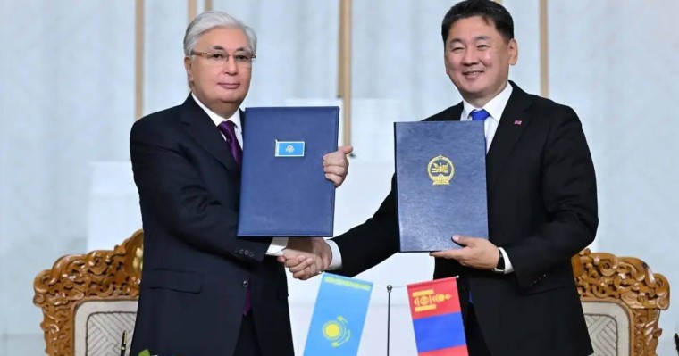 Қазақстан мен Моңғолия президенттері бірлескен декларацияға қол қойды
