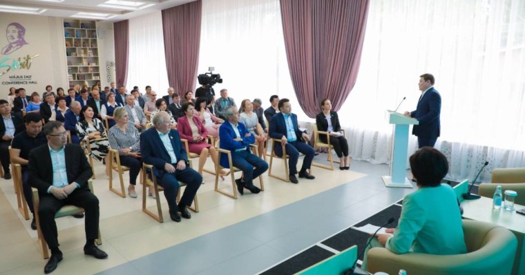 Асхат Оралов солтүстік қазақстандық аграрларды референдумға белсенді қатысуға шақырды