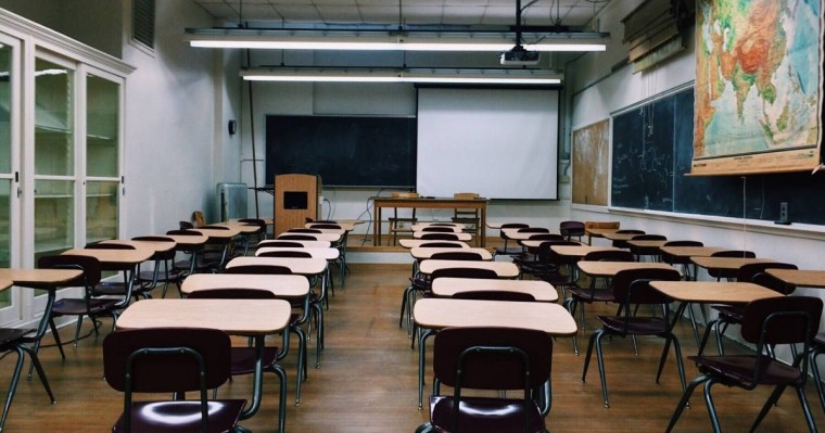 5-ші сынып оқушысы өзінен кішілерге 1 жыл бойы жыныстық зорлық көрсеткен