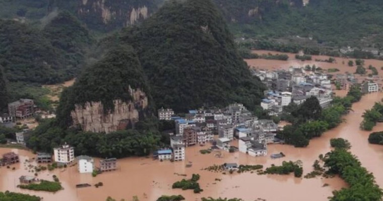 Қытайда алапат су апаты болып жатыр