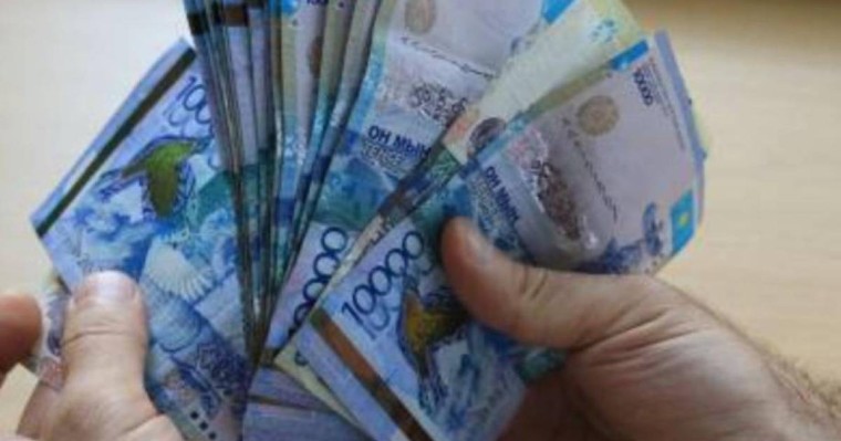 Ақтөбе облысында бас маман әкімнің ЭЦҚ кілті арқылы бюджет миллиондарын ұрлаған