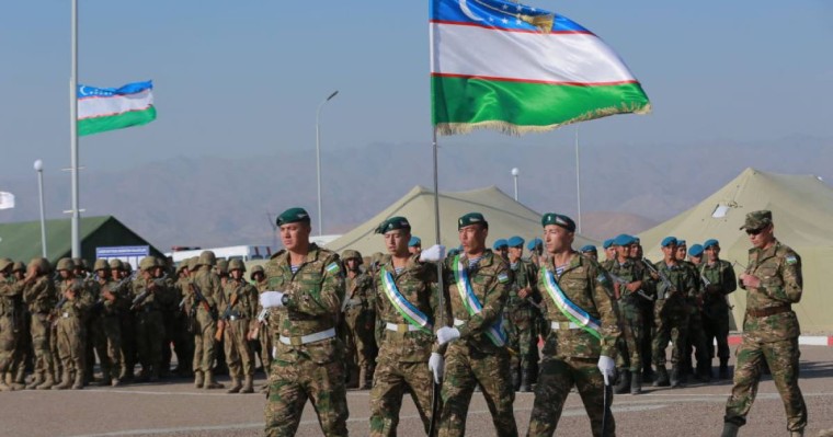 Өзбекстан Ауғанстандағы жағдайға байланысты армияны толық дайындай бастады